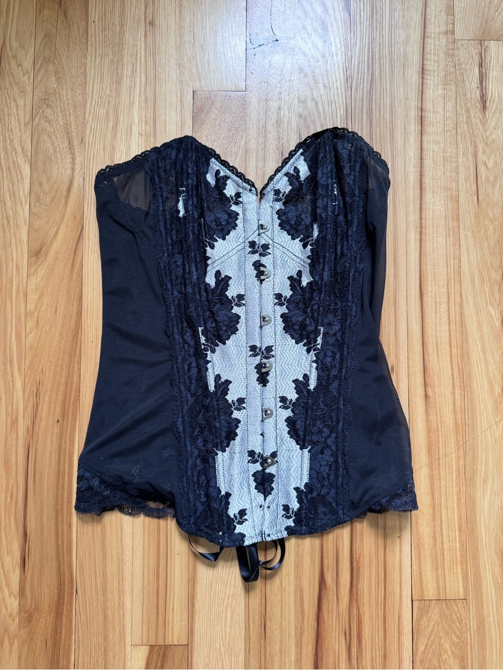 Victoria's Secret black and ivory lace corset top with eyelet front hooks - Picture 4 of 8